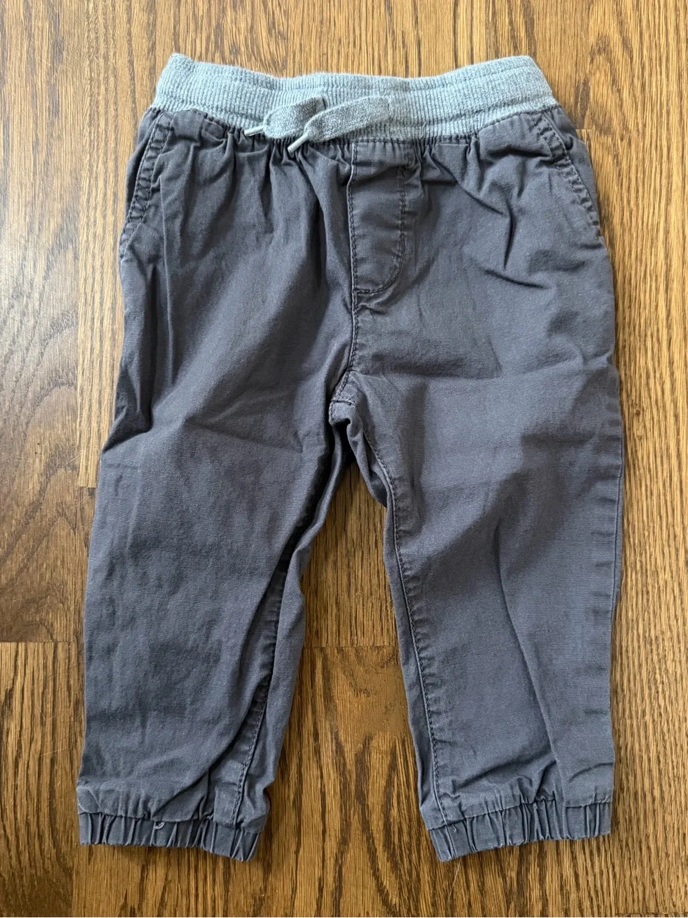 OshKosh B'gosh Kids Jogger Pants in Olive Green & Gray, size 18M